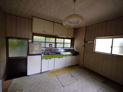 Spacious 5DK House in Karafune, Omuta - 239sqm Plot — Image 4, Omuta, Fukuoka