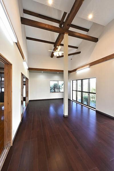 Renovated 7LDK House in Shibata City with 207 tsubo Land — Image 2, Shibata, Niigata