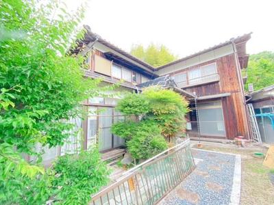 Traditional 8DK House for Sale in Tabuse, Yamaguchi — Image 1, Tabuse, Yamaguchi