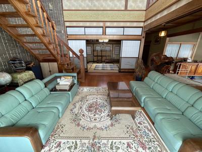Spacious 13DK House in Misasa Town, Tottori - Mountain View Property — Image 1, Misasa, Tottori