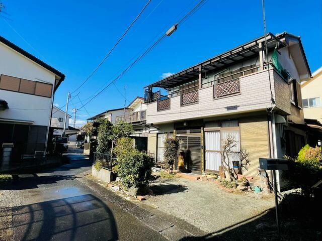 5DK House for Sale in Akiruno, Tokyo - South-Facing & Spacious - Thumbnail 2