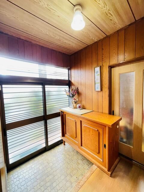 5DK House for Sale in Akiruno, Tokyo - South-Facing & Spacious - Thumbnail 4