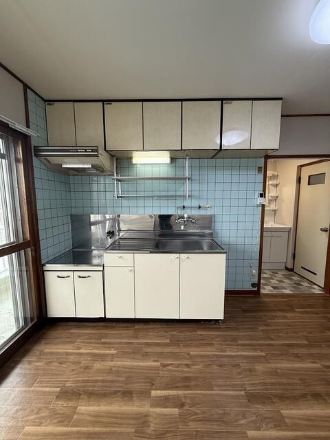 3DK Pet-Friendly Apartment for Rent in Tsukisamu, Sapporo - Image 22