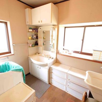 Spacious 8SLDK House in Koshi City, Perfect for Multi-Generation Living — Image 3, Koshi, Kumamoto