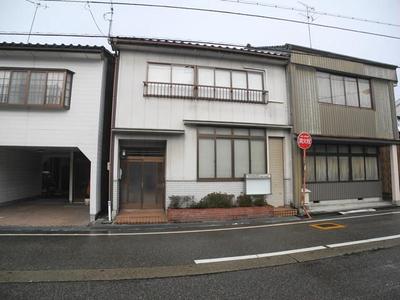 Renovated 7DK House for Sale in Uozu City, 10min to Station — Image 1, Uozu, Toyama