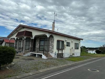 Spacious 4LDK House with Large Land in Taiki, Hokkaido — Image 1, Taiki, Hokkaido