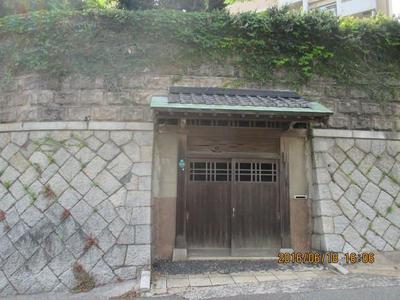 Spacious 6DK House in Oimatsu-cho, Kitakyushu City — Image 1, Moji, Fukuoka