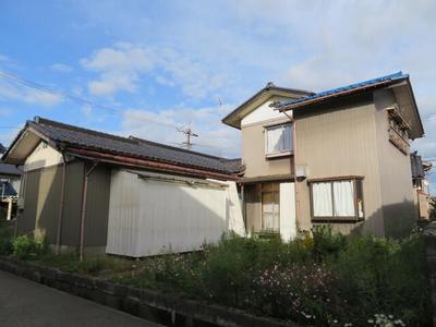 Traditional 6DK House in Tonami City - Corner Plot with Garden — Image 1, Tonami, Toyama