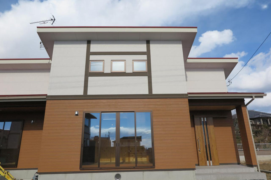Natural Wood Home in Kiryu with 3LDK Layout - Thumbnail 2