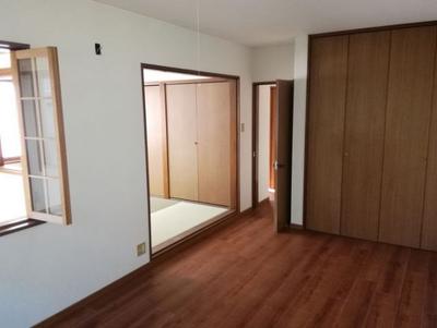 Renovated 4SLDK House in Nishikiba, Ube City - 328.5m² Plot — Image 3, Ube, Yamaguchi