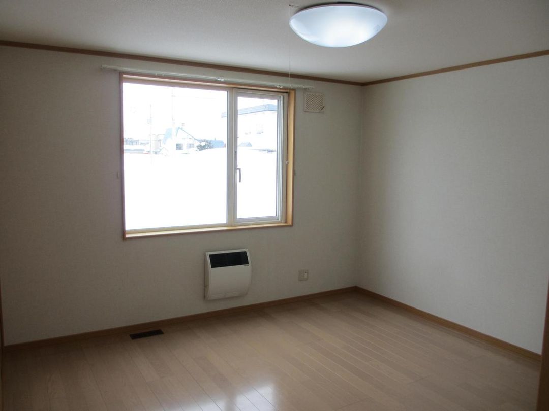 Spacious 3LDK Apartment for Rent in Nayoro, Hokkaido - Thumbnail 3