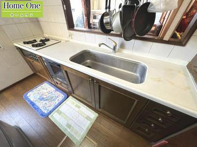 Spacious 6LDK Family Home in Shimotsuke City - Corner Plot — Image 2, Shimotsuke, Tochigi