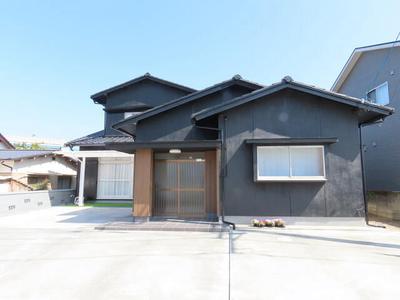 Renovated 6DK House Near Tamatsu Elementary School, Saijo City — Image 2, Saijo, Ehime