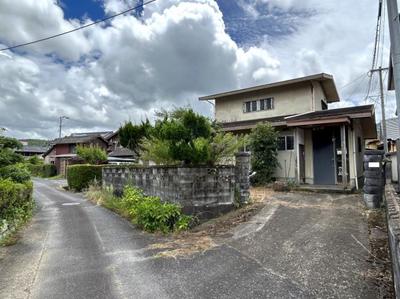 Spacious 6DK House in Takeo City, 19min from Sankanzaka Station — Image 2, Takeo, Saga