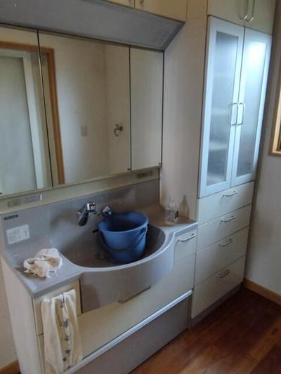 Spacious 8SDK House in Kitakami with 1,475m² Land — Image 2, Kitakami, Iwate