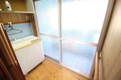 [Hatomark Site] Used 2-storey house in Kuboharacho, Miyakonojo City, Miyazaki Prefecture, 6DK, used detached house — Image 3, Miyakonojo, Miyazaki