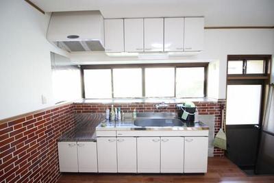 [Hatomark Site] Used 2-storey house in Kuboharacho, Miyakonojo City, Miyazaki Prefecture, 6DK, used detached house — Image 1, Miyakonojo, Miyazaki