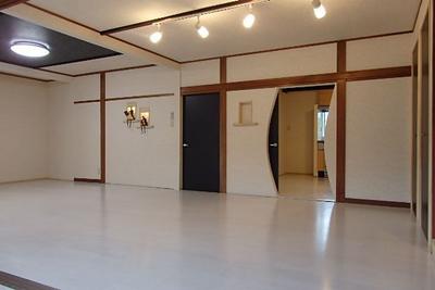 Renovated 3LDK House in Kurume City - Investment Property — Image 2, Kurume, Fukuoka