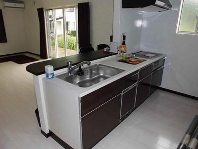 Modern 4LDK House with Mountain Views in Suwa, Nagano — Image 3, Suwa, Nagano