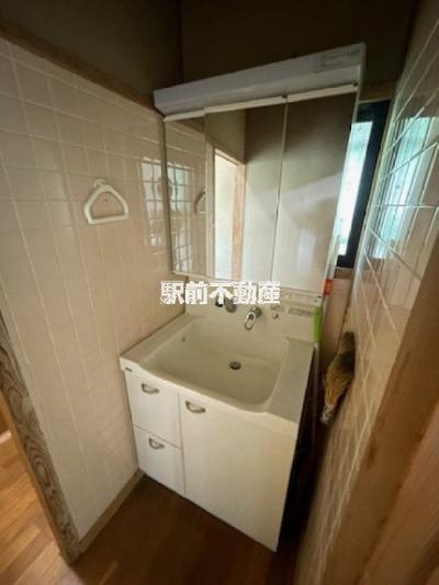 Spacious 5LDK House for Sale in Yame City, Fukuoka — Image 3, Yame, Fukuoka