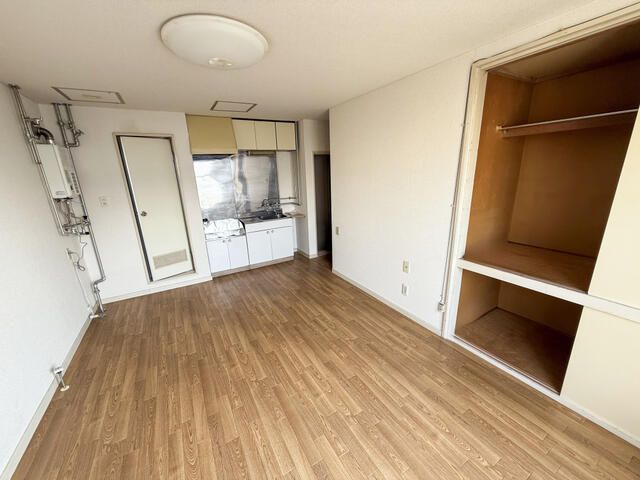 Affordable 1R Apartment for Rent near Hibari ga Oka Station, Sapporo - Thumbnail 2