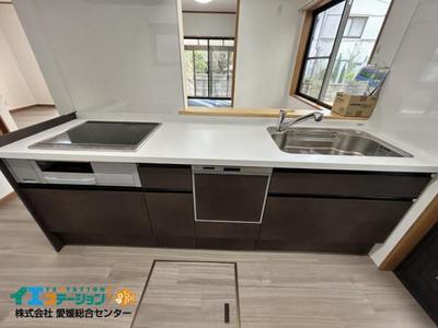 Renovated 3LDK House for Sale in Wakamizu, Niihama — Image 1, Niihama, Ehime