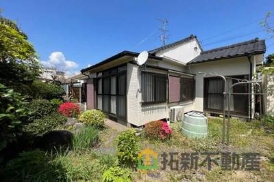 Traditional 4K House in Miyakonojo - 298sqm Plot Near Gojuichi Station — Image 1, Miyakonojo, Miyazaki