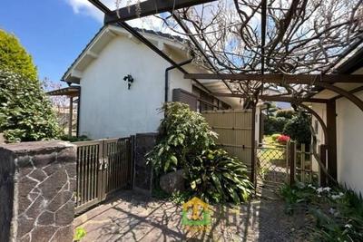 Traditional 4K House in Miyakonojo - 298sqm Plot Near Gojuichi Station — Image 3, Miyakonojo, Miyazaki