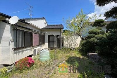 Traditional 4K House in Miyakonojo - 298sqm Plot Near Gojuichi Station — Image 2, Miyakonojo, Miyazaki