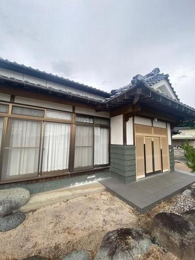 Spacious 5DK House in Fukuchi Town with Large Land Plot — Image 1, Fukuchi, Fukuoka