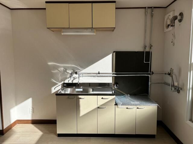 2DK Apartment for Rent in Toyohira-ku, Sapporo - 45 sqm - Thumbnail 3