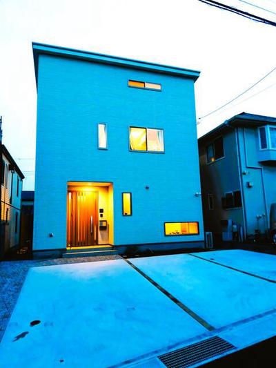 Modern Designer Home with Mount Fuji Views in Fuji City — Image 2, Fuji, Shizuoka