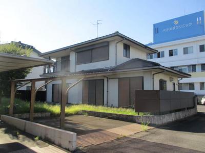 Spacious 4LDK House in Miyakonojo - 255sqm Land with Parking — Image 1, Miyakonojo, Miyazaki