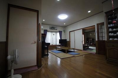 Spacious 5SLDK House in Utazu, Kagawa - 187sqm Living Space — Image 3, Utazu, Kagawa