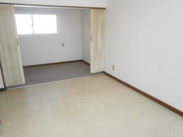 1LDK Apartment for Rent in Kiyota Ward, Sapporo | Near Minami-go 18-chome Station - Thumbnail 3