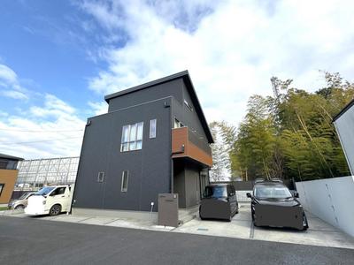 Modern 4SLDK House in Kawagoe with Multiple Parking Spaces — Image 1, Kawagoe, Saitama