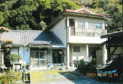 Spacious 4DK House Near Higashiichiki Station - 710m² Plot — Image 1, Hioki, Kagoshima