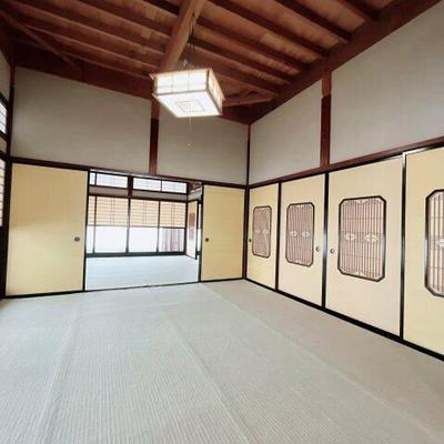 Spacious 10DK Traditional House in Himi City with 5 Parking Spaces — Image 3, Himi, Toyama