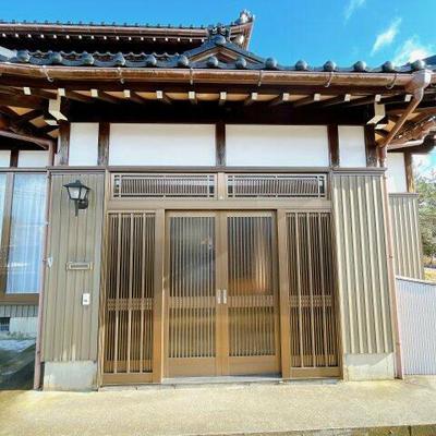Spacious 10DK Traditional House in Himi City with 5 Parking Spaces — Image 1, Himi, Toyama