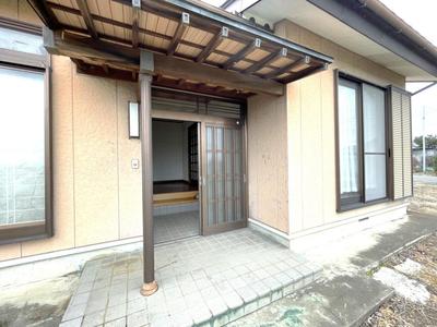 Spacious 2LDK House with Large Land in Nishino-cho, Isesaki — Image 7, Isesaki, Gunma
