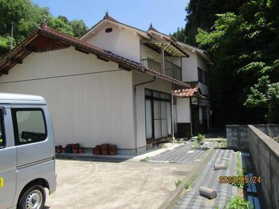 6LDK Traditional House in Akiota, Hiroshima - Corner Plot Location — Image 1, Akiota, Hiroshima