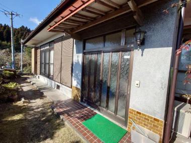 Traditional 5DK House with Large Land Plot in Ebino City — Image 1, Ebino, Miyazaki