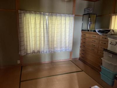 Spacious 5LDK House in Tobe with Mountain Views — Image 1, Tobe, Ehime