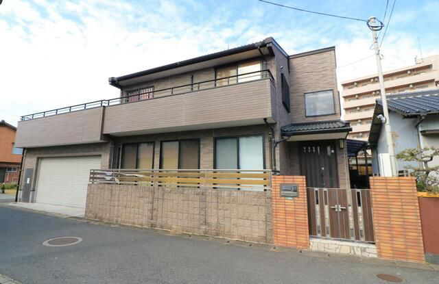 5LDK House in Kitakyushu with Roof Balcony - Thumbnail 2