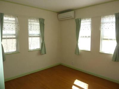 Spacious 4LDK House for Sale in Gotemba, Shizuoka — Image 3, Gotemba, Shizuoka