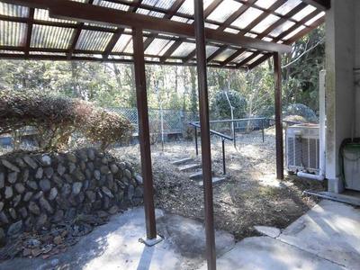 Spacious 3LDK House with Large Land Plot in Obuchi, Fuji City — Image 3, Fuji, Shizuoka