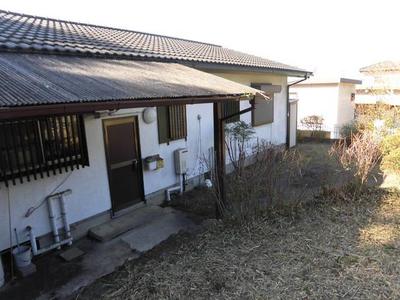 Spacious 3LDK House with Large Land Plot in Obuchi, Fuji City — Image 1, Fuji, Shizuoka