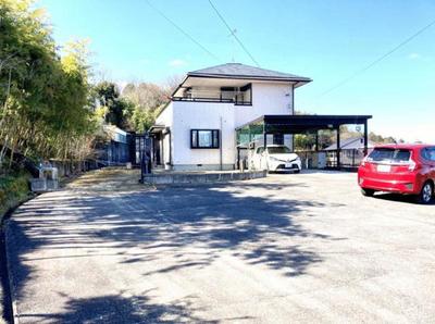 Spacious 4LDK House with 1,016m² Land in Seto City, Aichi — Image 1, Seto, Aichi