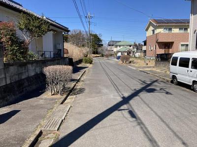 Single-Story Traditional Home in Miho Village - 198㎡ Corner Plot — Image 2, Miura, Ibaraki
