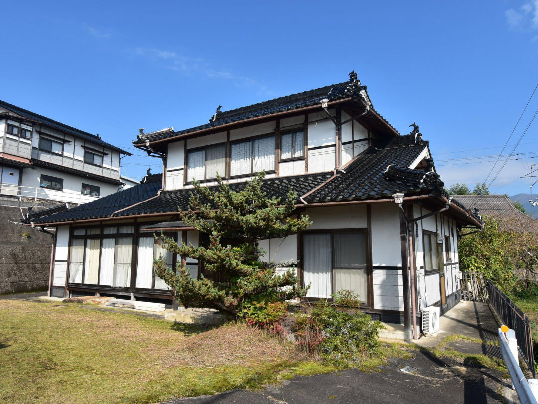 6LDK House in Nagi, Okayama with Large Garden - Thumbnail 2